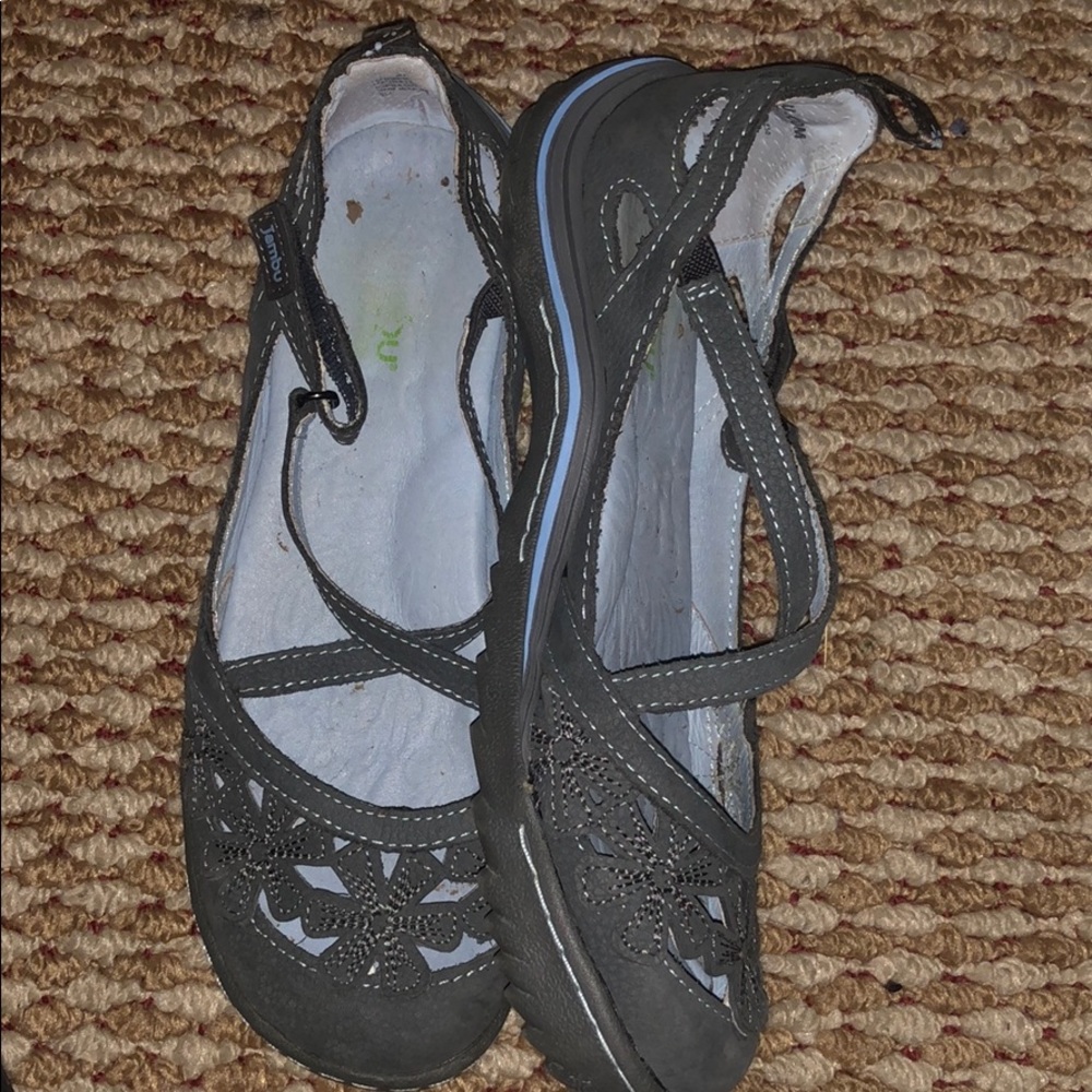 Jambu Wildflower Flats